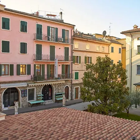 Apartmentsgarda - Residenza Antiche Mura Apartment *