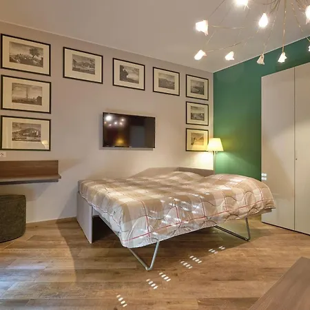 Apartmentsgarda - Residenza Antiche Mura * Garda (Verona)