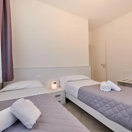 Apartmentsgarda - Residenza Antiche Mura Apartment *
