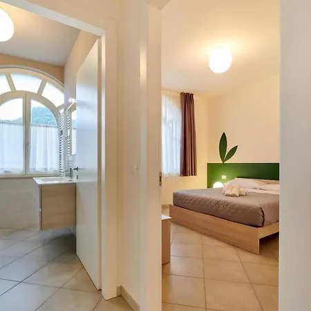Apartmentsgarda - Residenza Antiche Mura * Garda (Verona)